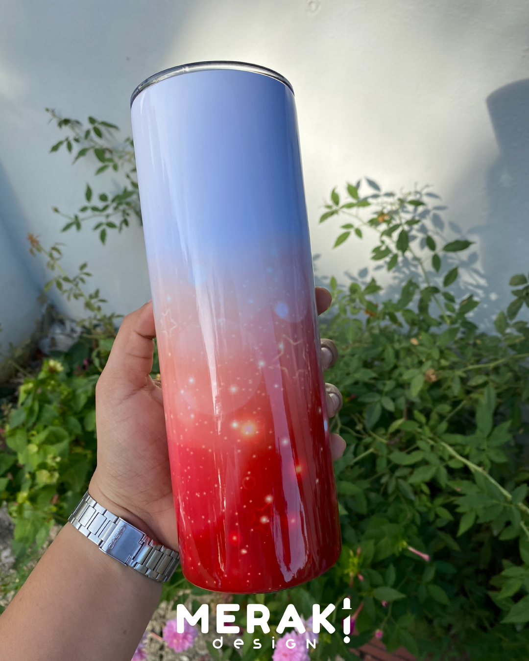 ¡Lleva la belleza de la acuarela en cada sorbo con nuestro Tumblr 20oz Personalizado! 🎨✨