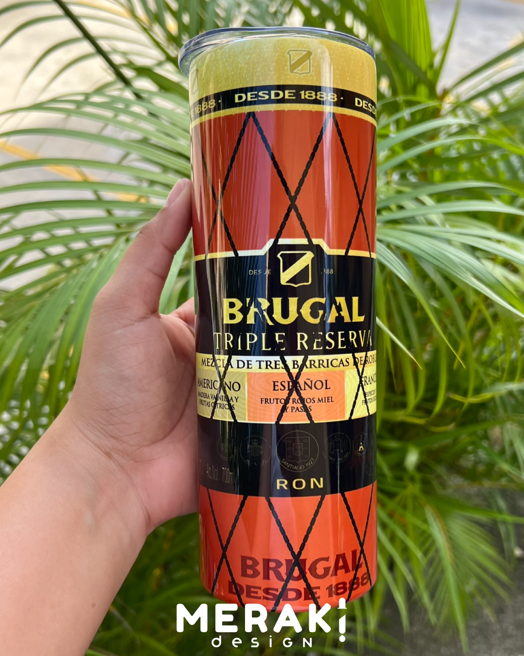 🥃✨ La excelencia del ron dominicano, ahora en tu termo favorito ✨🥃