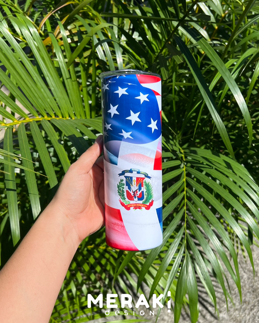 🌟 Vaso Térmico 20oz – Unión de Culturas en un Diseño Único! 🇺🇸🇩🇴 🌟